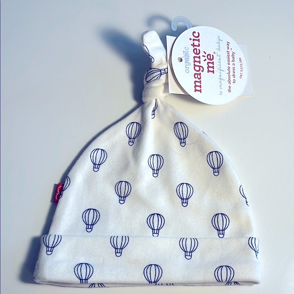 MAGNETIC ME Cream and Blue Knotted Infant Hat